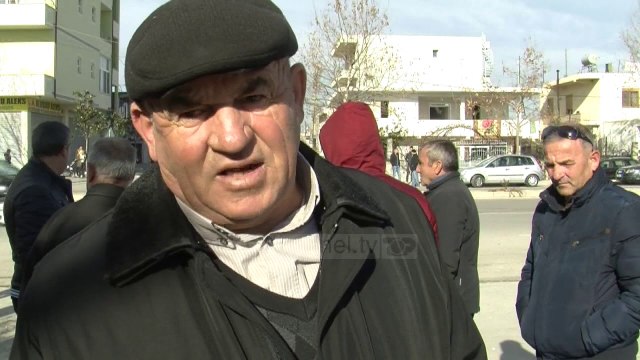 Pas aksidentit në zonën e Kënetës, banorët në protestë - Top Channel Albania - News - Lajme