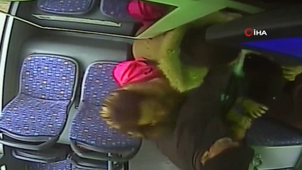 Bir kişinin burnunun kırılmasına sebep olan kavganın kamera görüntüleri ortaya çıktı