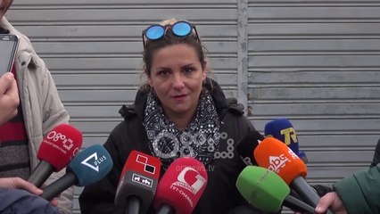 Ora News – Tetë mësues të bllokuar në Theth, evakuohen me helikopter