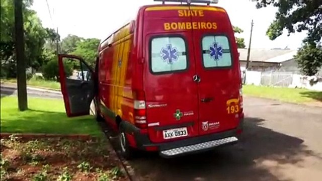 Homem leva garrafada na cabeça no Universitário