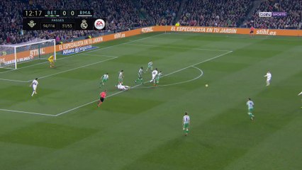 La Liga - Real Madrid : La frappe pure et surpuissante de Modric !