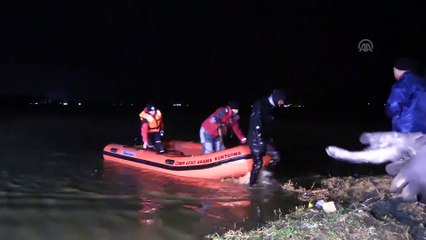 Ördek avına çıkan avcıların kayığı battı: 2 ölü  (2) - İZMİR