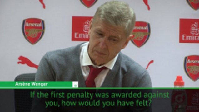 Arsenal deserved a penalty...Ozil didn't dive - Wenger