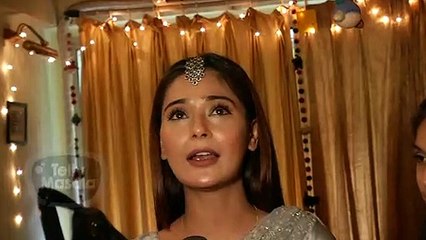 Sara Khan SHOCKING REACTION To Fans Trolling Her For Lip Job Surgery