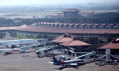 Dialog - Kisruh Mahalnya Harga Tiket & Bagasi Pesawat Berbayar (Bag. 1)