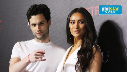 'You' stars Penn Badgley, Shay Mitchell try speaking in Filipino