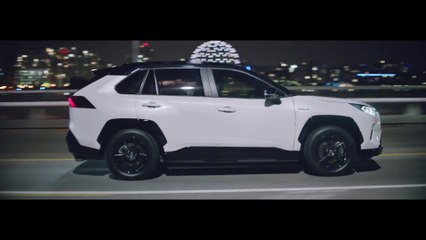 The new Toyota RAV4 Hybrid Night Driving in the City