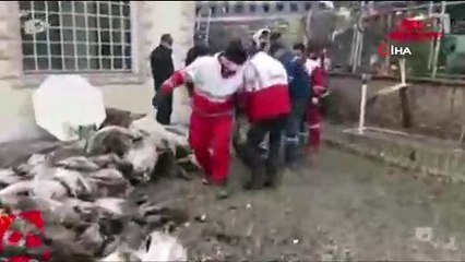 İran Ordusu Sözcüsü Hani: 'Fetih Havaalanı'nda Yaşanan Kaza Sonucunda 1 Kişi Hariç Tüm Mürettebat Hayatını Kaybetti'- İran Ordusu Tarafından Düşen Uçakla İlgili Açıklama