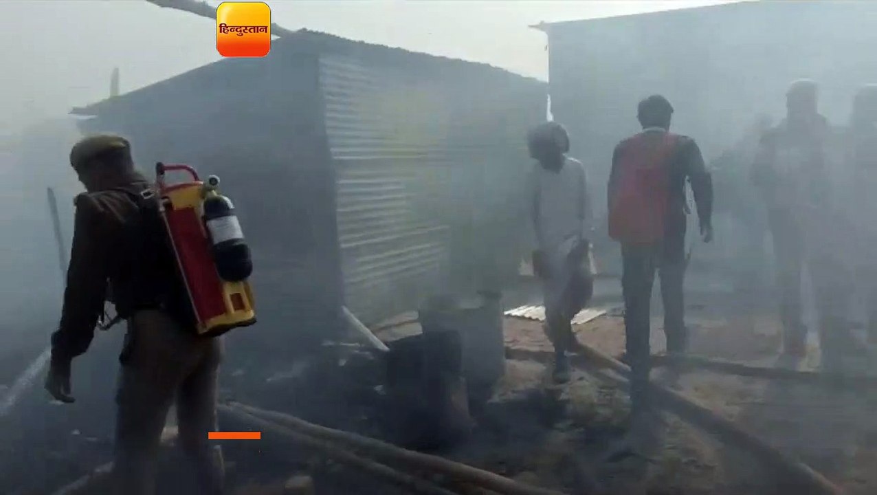 कुम्भ मेला झेत्र में दिगंबर अखाड़े में लगी आग, कोई हताहत नहीं
