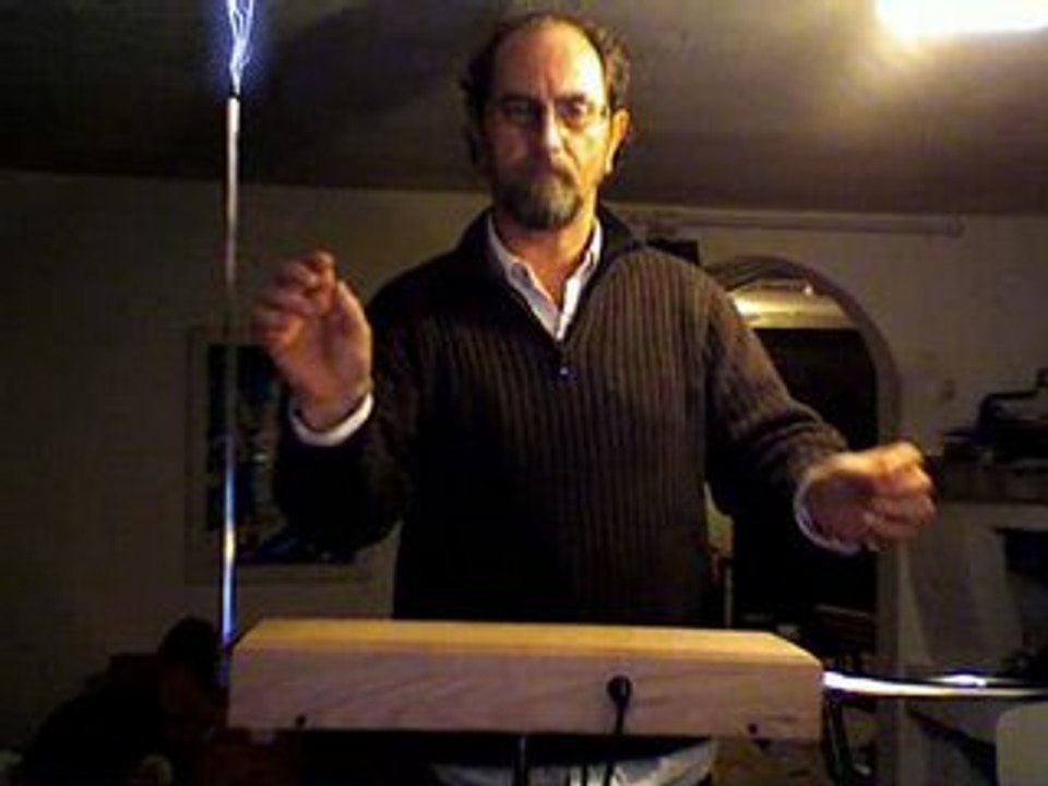 Theremin at work 1