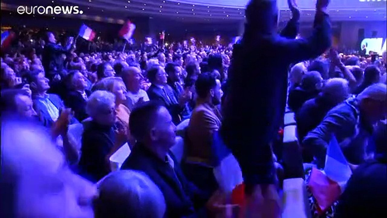 Marine Le Pen zieht als Favoritin in Europawahlkampf