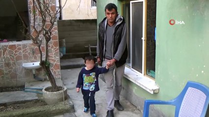 Fuhuş ve dolandırıcılık yaptığını iddia ettiği karısından boşanmak istiyor