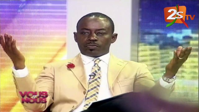ALIOUNE MBAYE NDER EN LIVE SUR LE PLATEAU DE VOUS ET NOUS