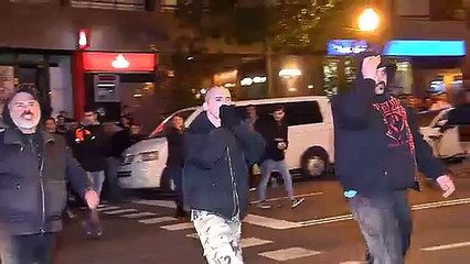 Grupos antifascistas revientan varios actos de VOX