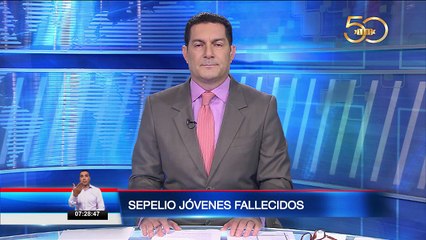 Sepelio de jóvenes fallecidos en clínica clandestina de Guayaquil