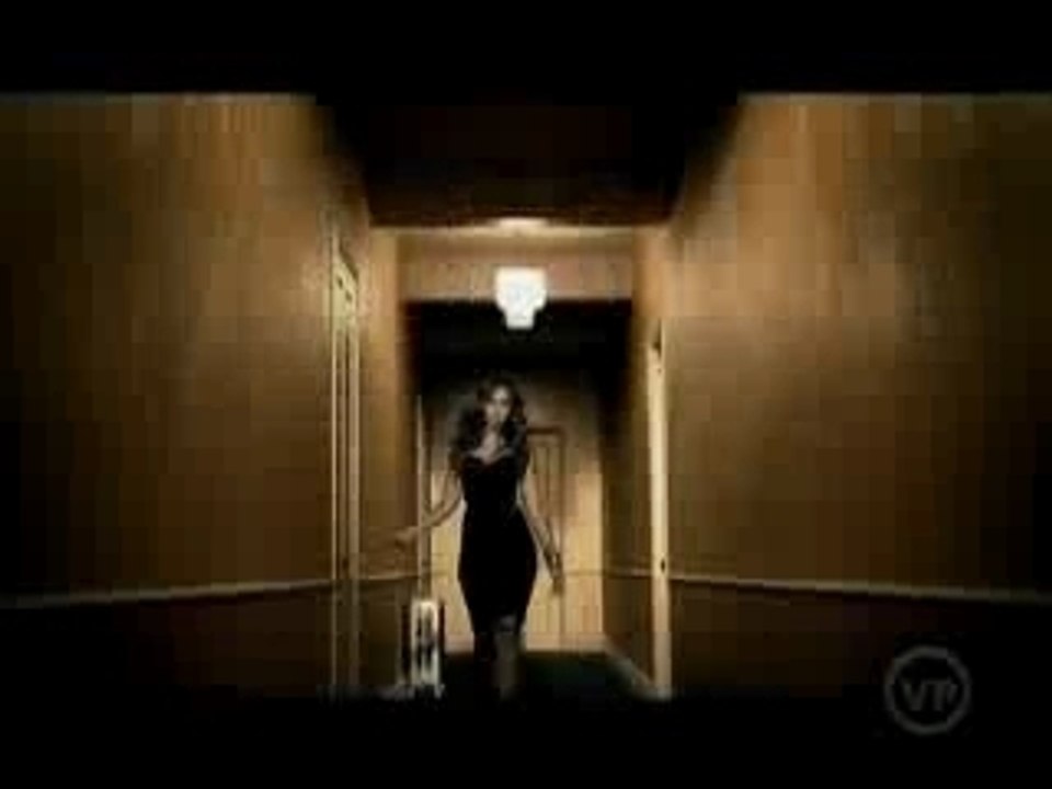 bleeding love prevod