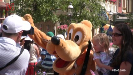 Furloughed Worker's Wife Wins Lottery, Heading to Disney World