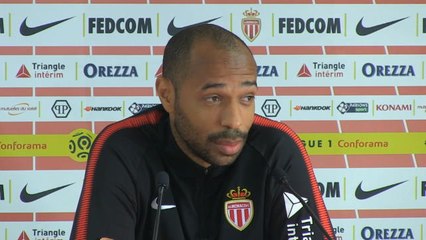 17e j. (en retard) - Henry : "Le VAR, c'est long"