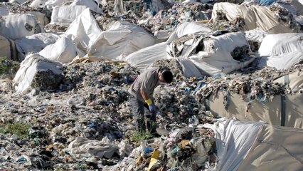 필리핀 불법 수출 쓰레기 선적...이 달 한국 도착 / YTN