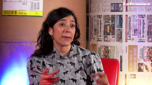 Avec Amours solitaires la Martégale Morgane Ortin immortalise les sentiments à l'ère du 2.0