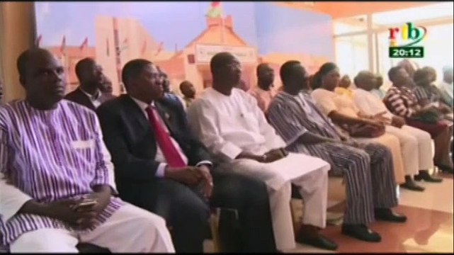 RTB - Cérémonie de remise de 127 millions FCFA pour soutenir les forces de défense dans la lutte contre le terrorisme