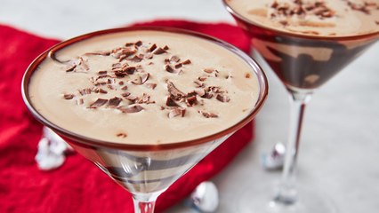 This Chocolate Martini Is 1 Part Dessert 2 Parts Booze
