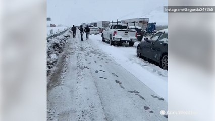 Heavy snow shuts down highway
