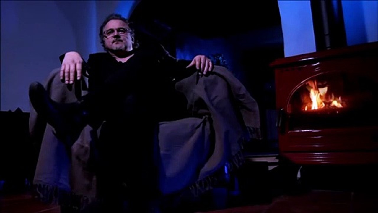 Le phénomène des vagues lunaires et la nature de la Lune