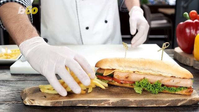 Restaurants and Breweries Send Food and Beer to Federal Workers During Shutdown