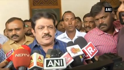 Descargar video: No one will leave Congress, says Zameer Ahmed on MLA 'poaching' row