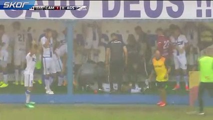 Futbolcunun üzerine yıldırım düştü