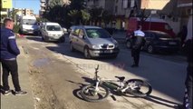 Report TV - Aksident në Fier, makina përplas biçikletën, një i plagosur