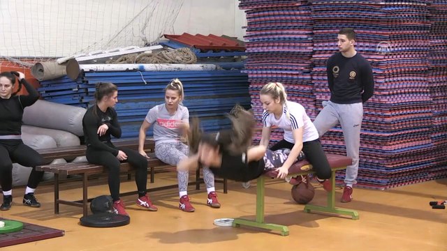 Güreş milli takımları Niğde'de kampa girdi