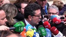 Francisco Serrano (VOX) a la salida del Parlamento Andaluz
