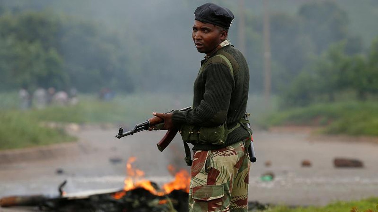 Zimbabwe : des manifestations dégénèrent et font au moins trois morts