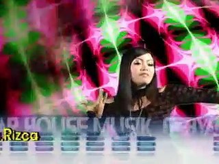 Rizca - Kapiloro [Official Music Video]