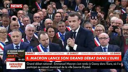 Download Video: Grand Débat - Emmanuel Macron face aux maires à Grand Bourgtheroulde: 