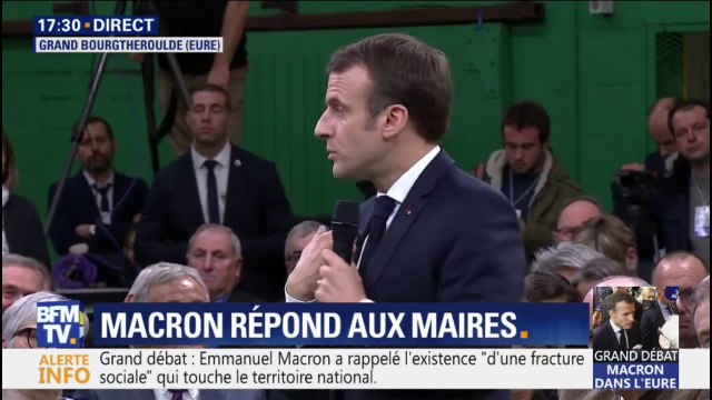 Emmanuel Macron: On a peut-être trop de fonctionnaires de circulaire et pas assez de fonctionnaires de guichet