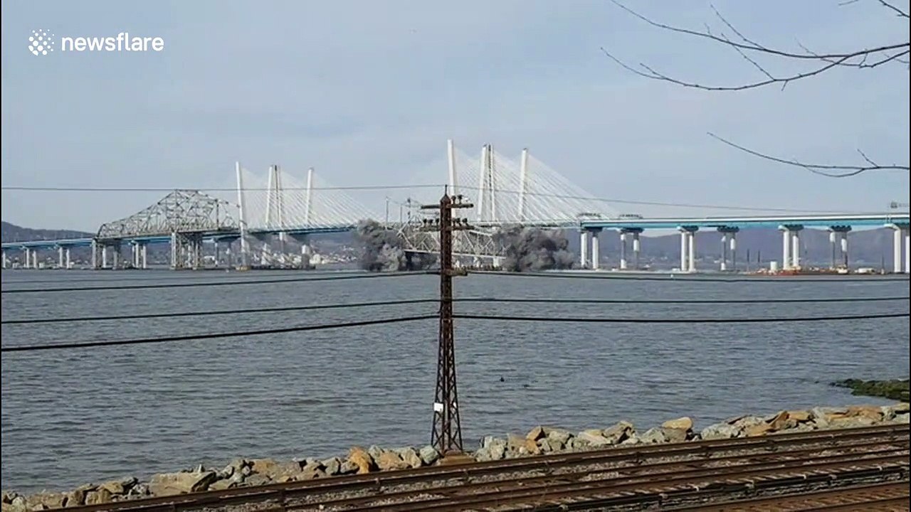 Explosion blasts Tappan Zee Bridge into Hudson River