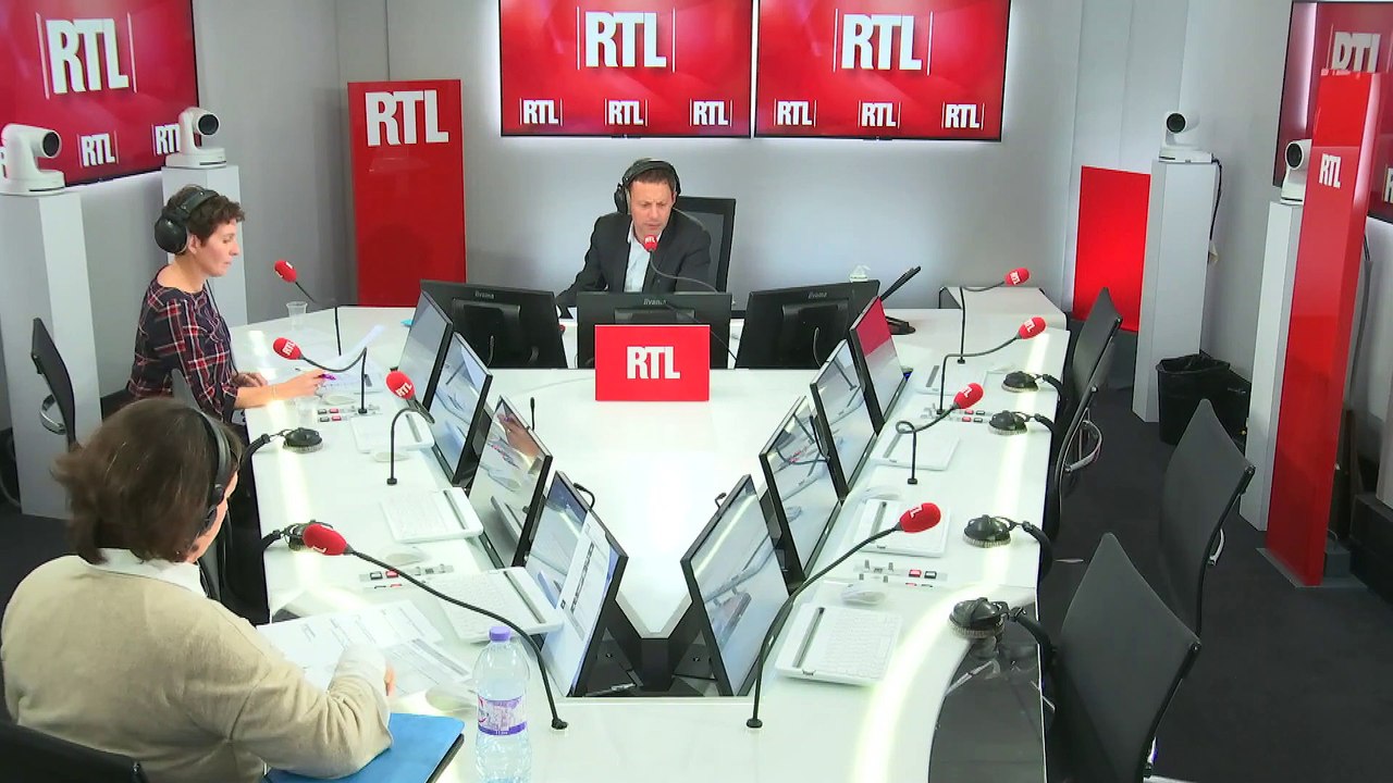 Les actualités de 18h - "Ces cahiers doivent être des cahiers de droits et de devoirs", dit Macron