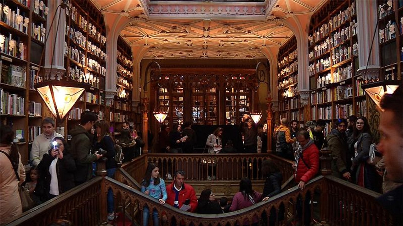 Die Lello-Buchhandlung in Porto: ein 'Tempel' des Geistes