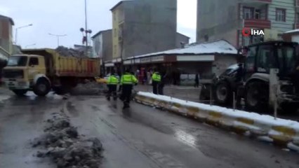 Bulanık'ta Karla Mücadele Çalışması