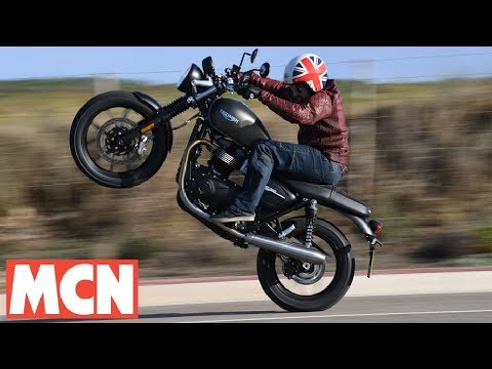 Triumph Street Twin & Street Scrambler | First Rides | Motorcyclenews.com