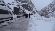 Çığ Düşen Tunceli-Erzincan Kara Yolu Ulaşıma Açıldı