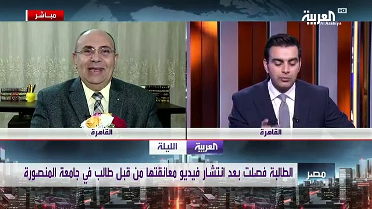 "يا هَبْلَة تفرَّغي للعلم.. وانت ادِّيها 100 جنيه أحسن".. مبروك عطية منتقدًا طالب وطالبة "الحُضن"