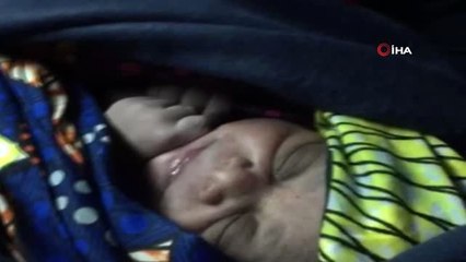 Kaçak Göçmenler Arasında Bulunan 2 Aylık Rashid Bebeği Sahil Güvenlik Kurtardı