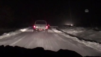 Vali Kocabıyık Kapanan Kara Yolundaki Çalışmaları İnceledi