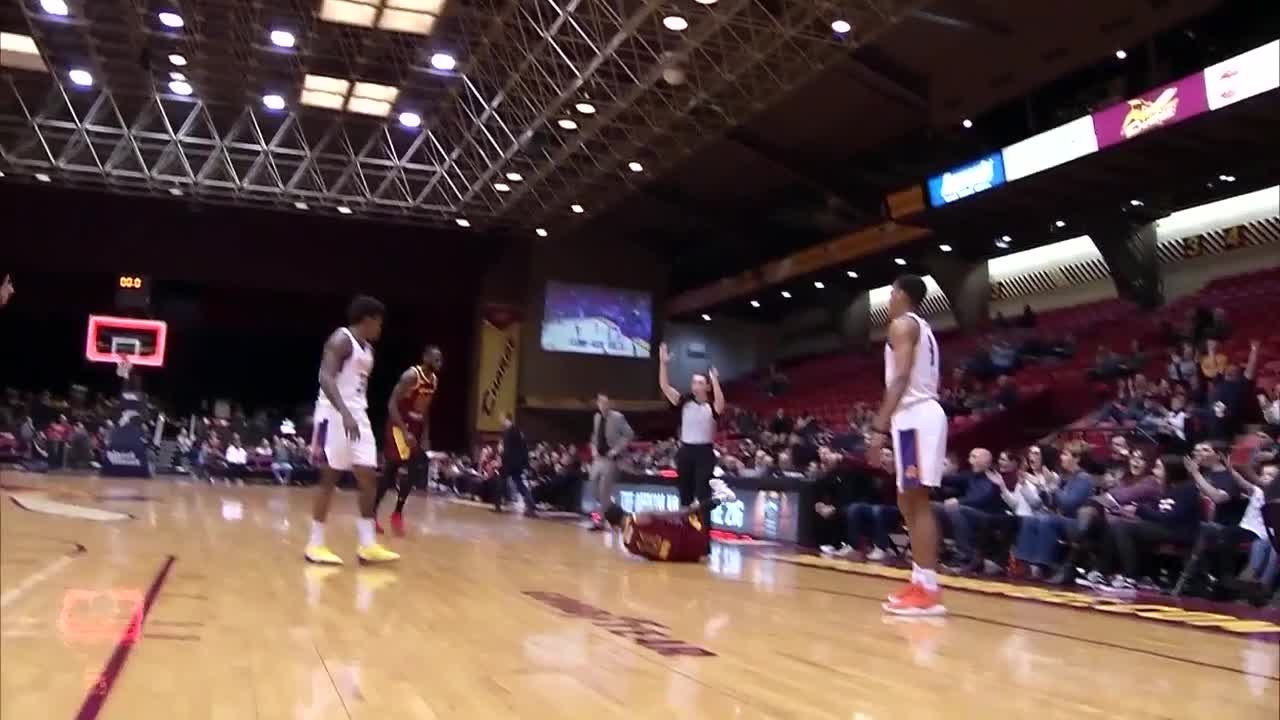 Scoochie Smith knocks it down as the clock expires