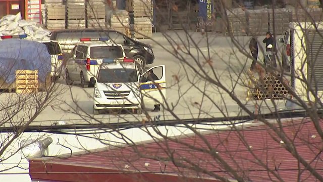 아파트 공사장 일산화탄소 중독...2명 사망 / YTN