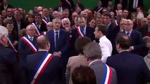 Emmanuel Macron : Fin d’un premier temps de dialogue à Bourgtheroulde. Le Grand Débat National
